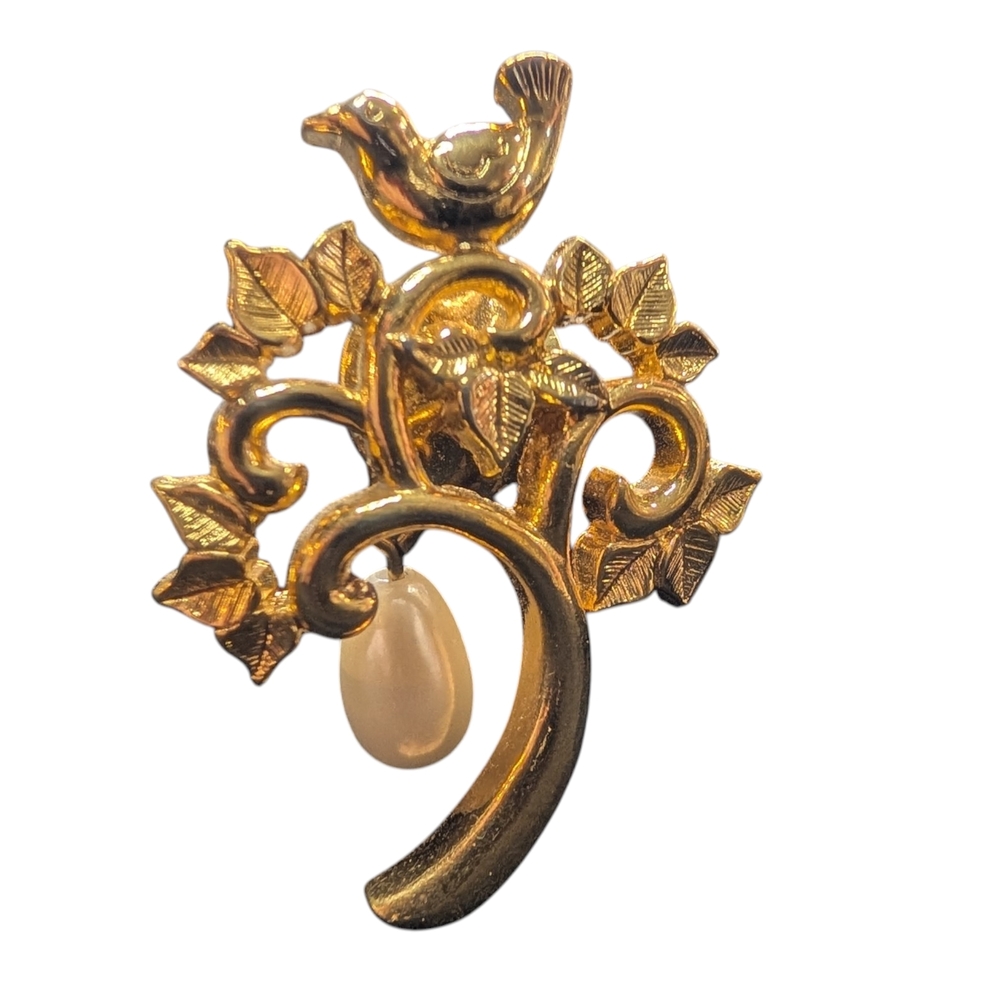 Vintage Avon Partridge In A Pear Tree Brooch